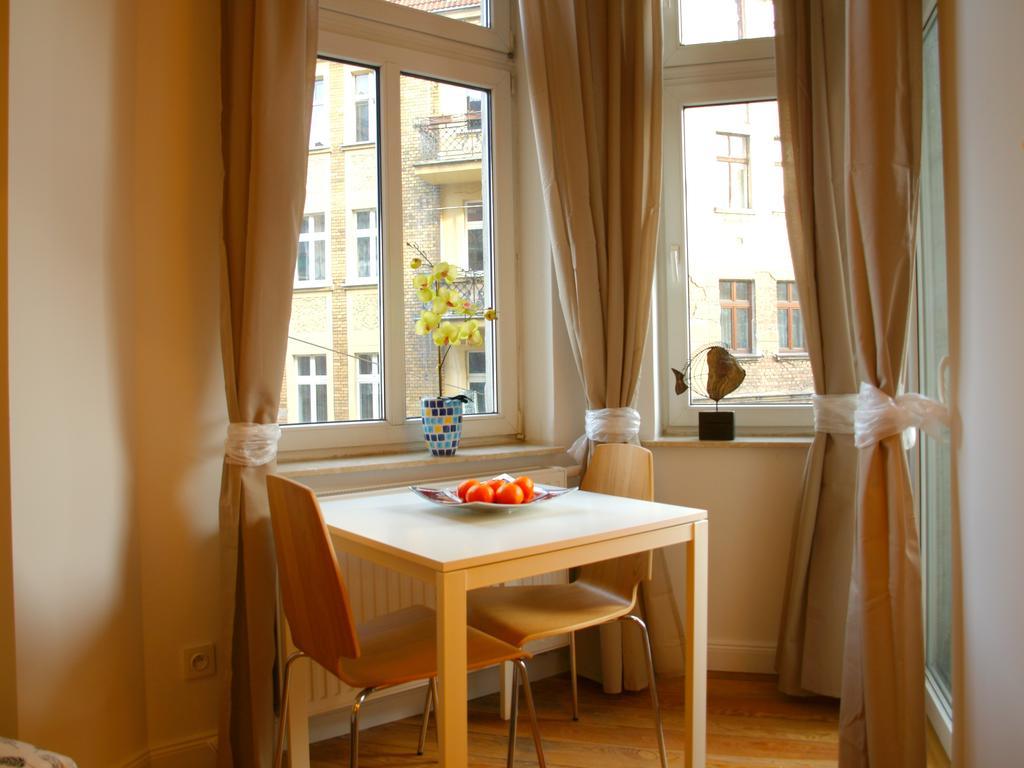 A&J Studios Mostowa Old Town Poznan Room photo